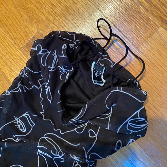 Dress - Picture 3 of 3